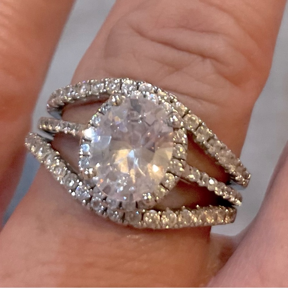 Wedding ring set with 2 bands